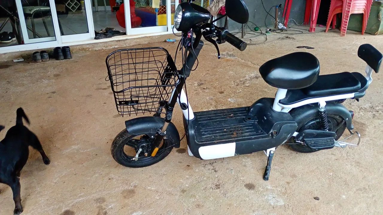 Scooter eletrônica 
