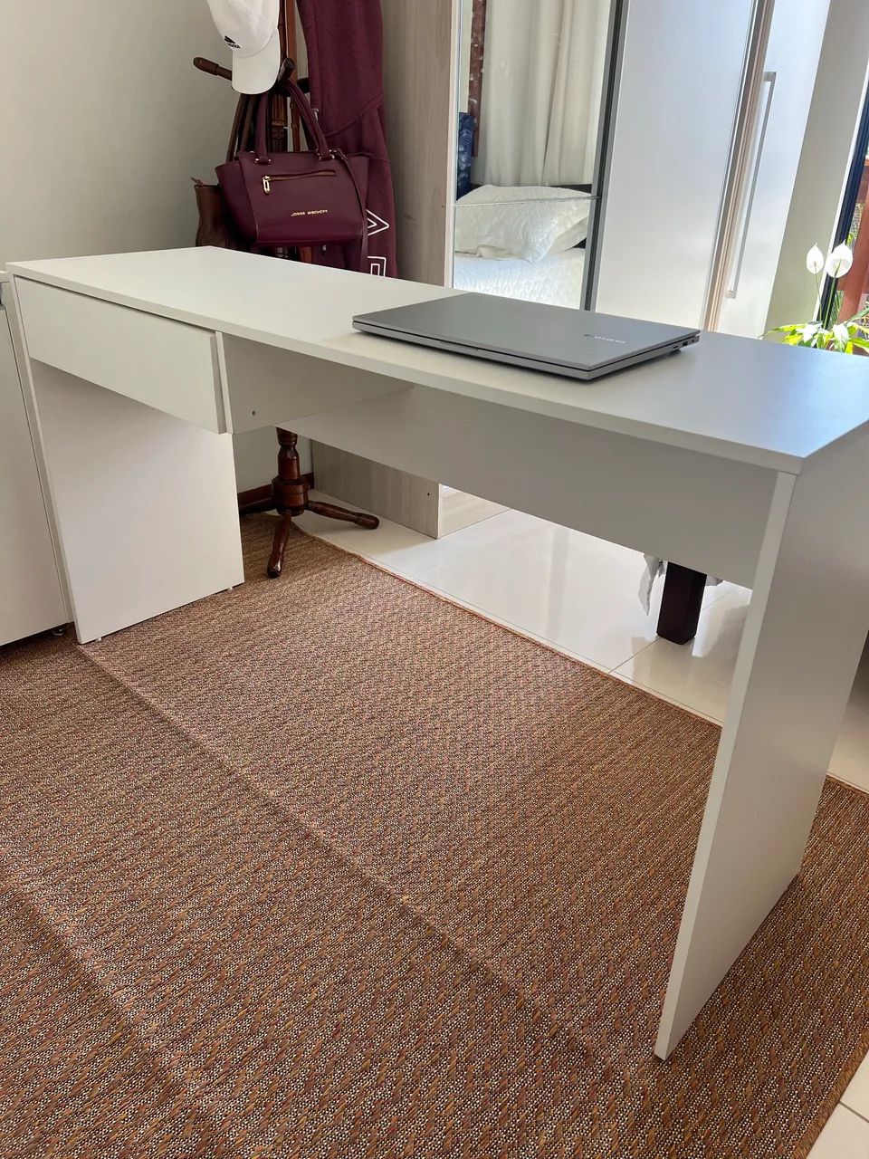 MESA DE COMPUTADOR COM ARMÁRIO  - Foto 2
