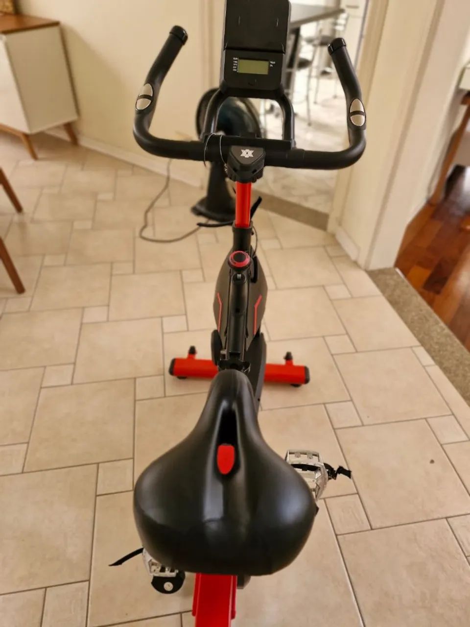 Vendo Bicicleta Ergométrica Spinning SB 1000 Genis   - Foto 3