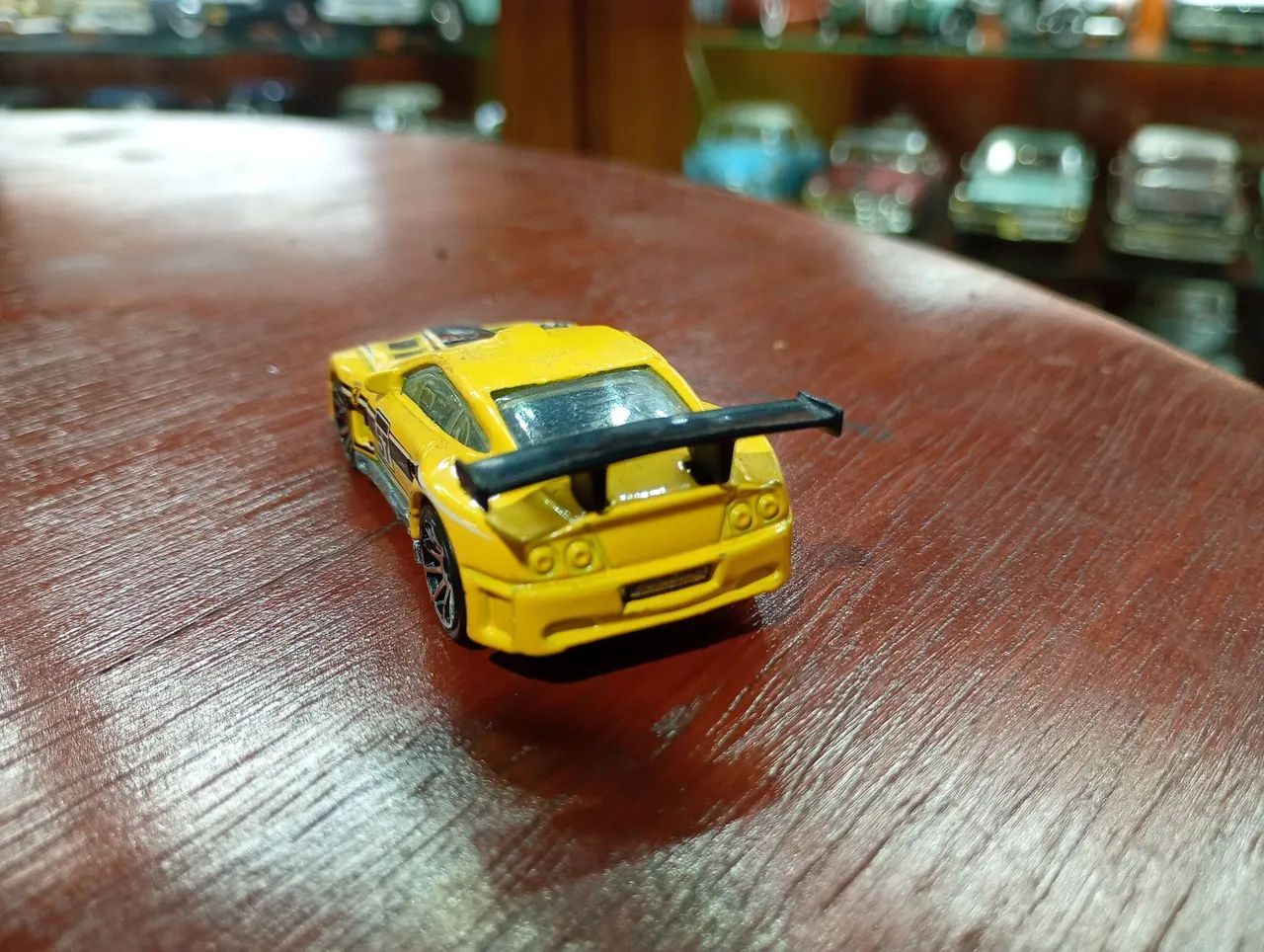 Ferrari 575 GTC  Hotwheels 1/64 - Foto 4