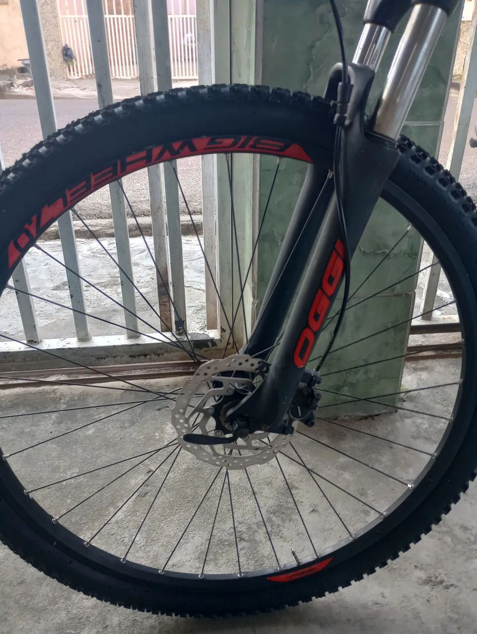 Vendo bicicleta aro 29 - Foto 2