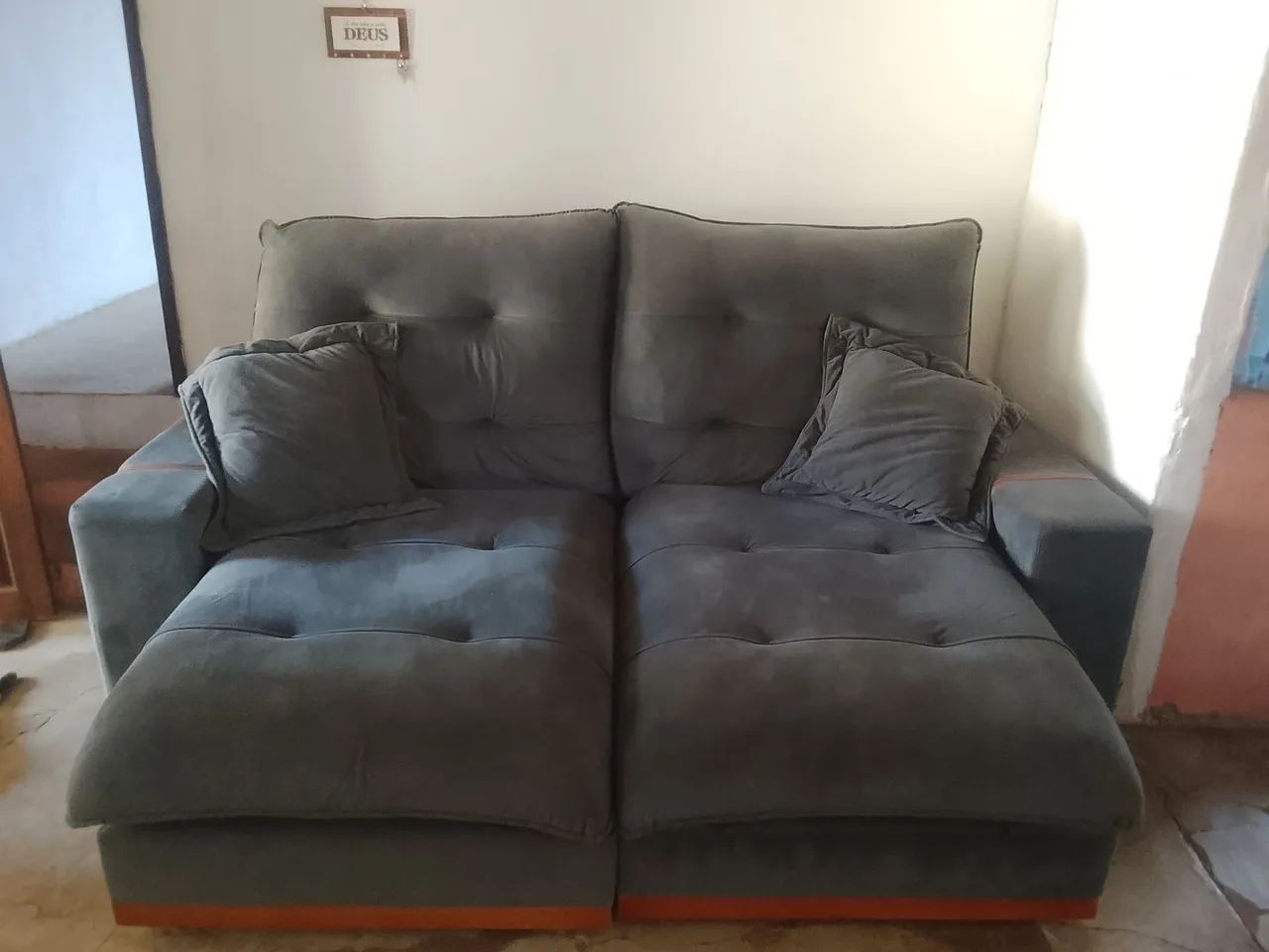 Sofa Reclinável pouquíssimo uso, ótimo estado!!!