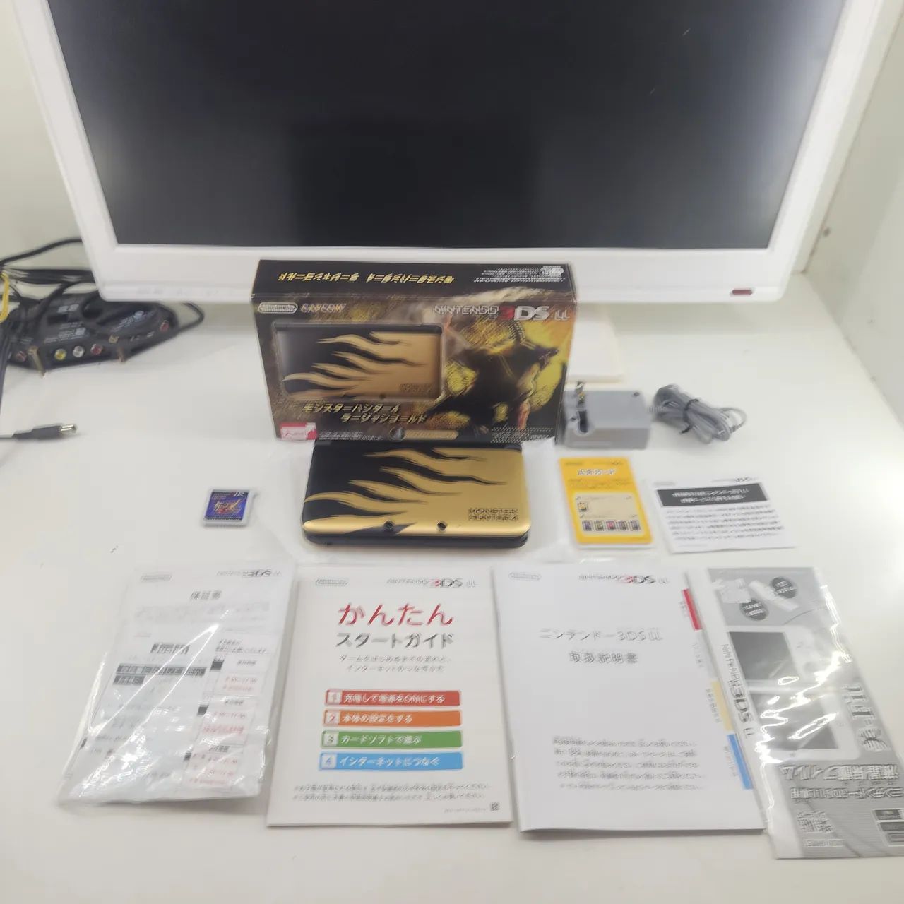 Nintendo 3DS LL EDIÇÃO MONSTER HUNTER WORD 
