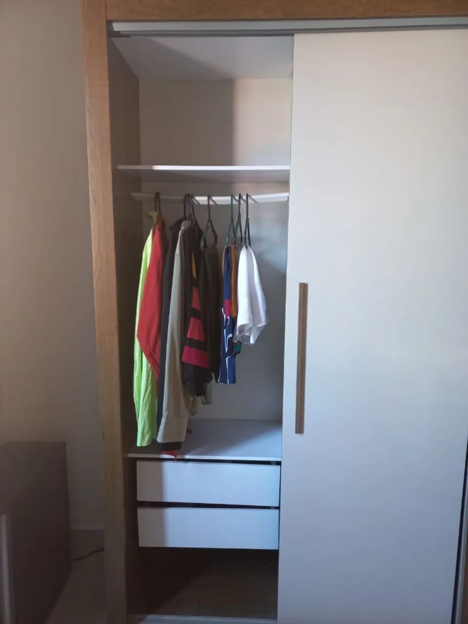Guarda-roupa 3 portas Usado - Foto 4