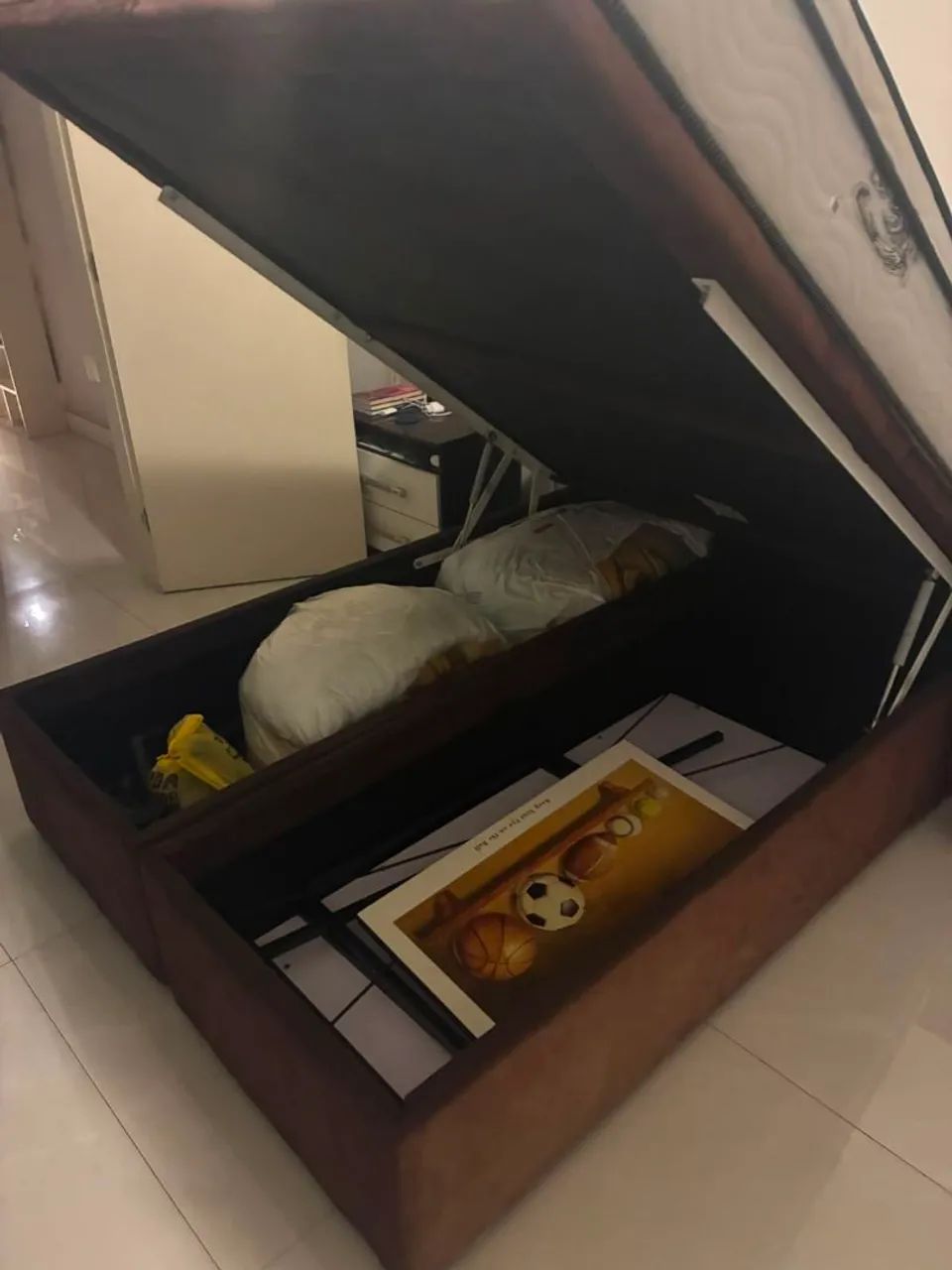 Vendo cama de casal box com baú.  - Foto 3