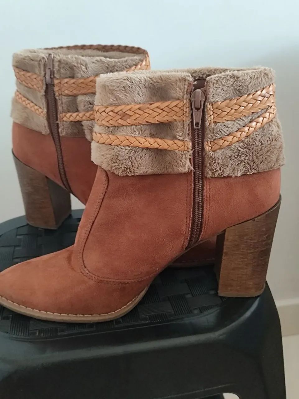 ###### BOTAS SEMI NOVAS ###### - Foto 3