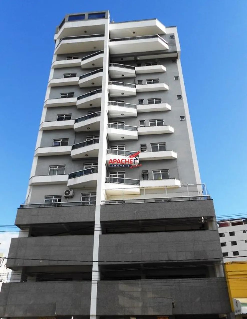 Maravilhosa cobertura duplex no centro de Viçosa