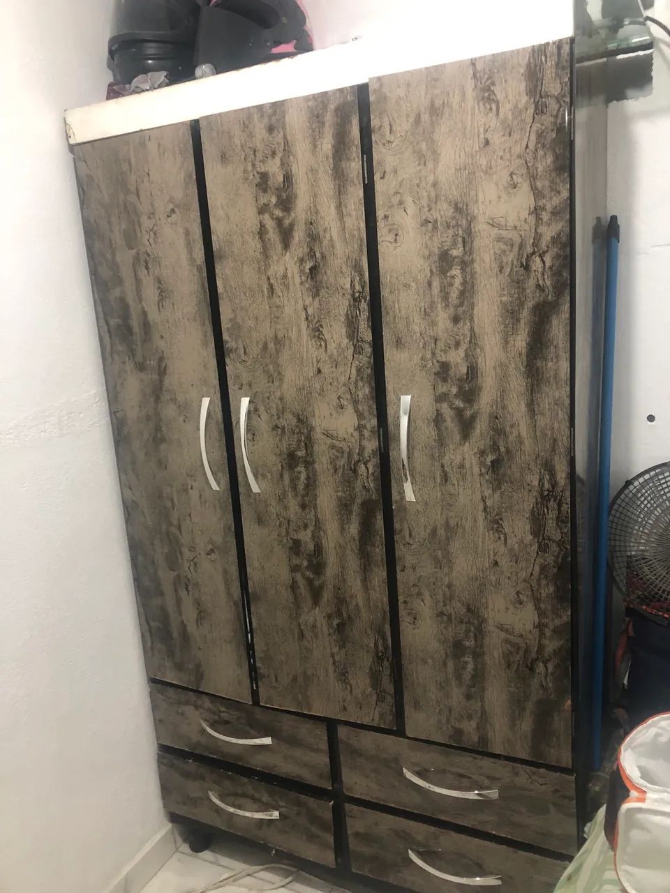 Guarda roupas - Foto 2