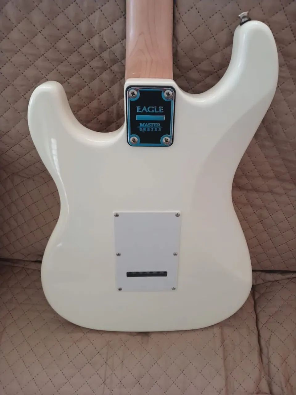 Guitarra Eagle "Hoje" - Foto 2