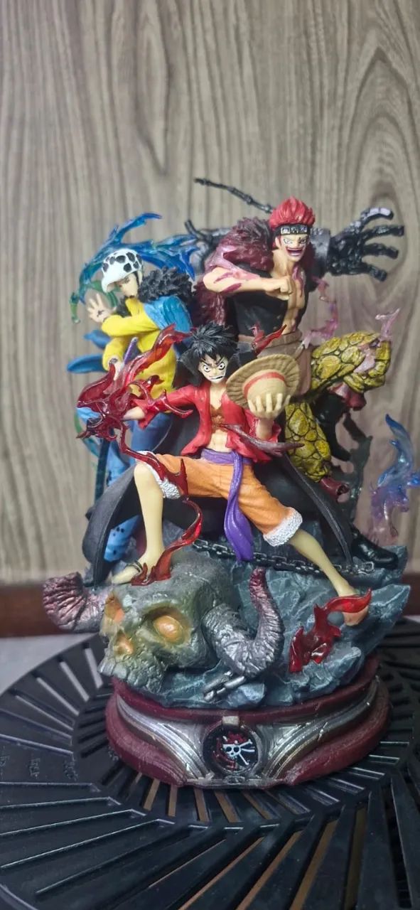 ESTATUA TRIO SUPERNOVA ONE PIECE