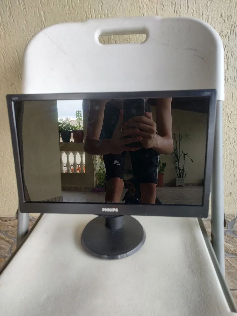 MONITOR PHILIPS COM DEFEITO*