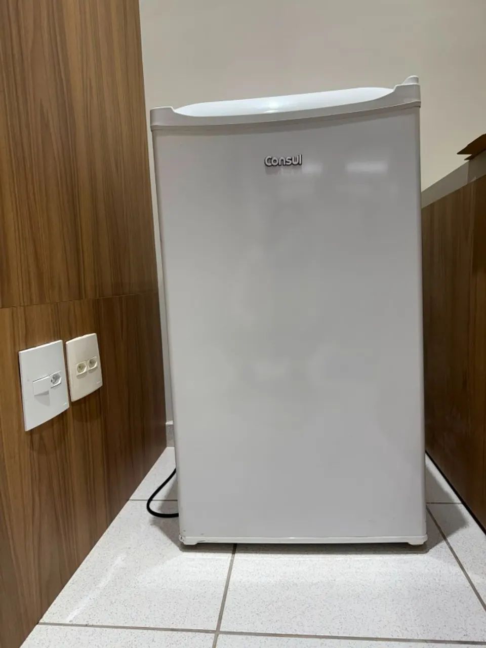 FRIGOBAR CONSUL - CONSERVADO E PRONTO PARA USO - Foto 2