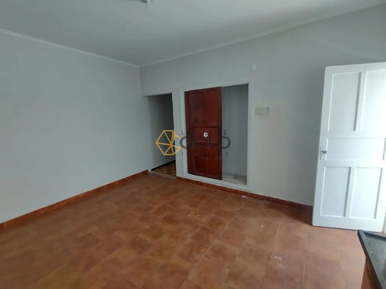 Casa com 2 Quartos, sendo 2 Suítes, Área de serviço no Centro. - Foto 4