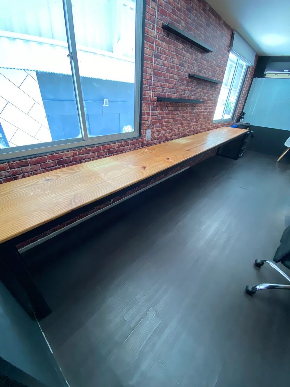 Mesa de metalon com pinus 4,8x0,58m 