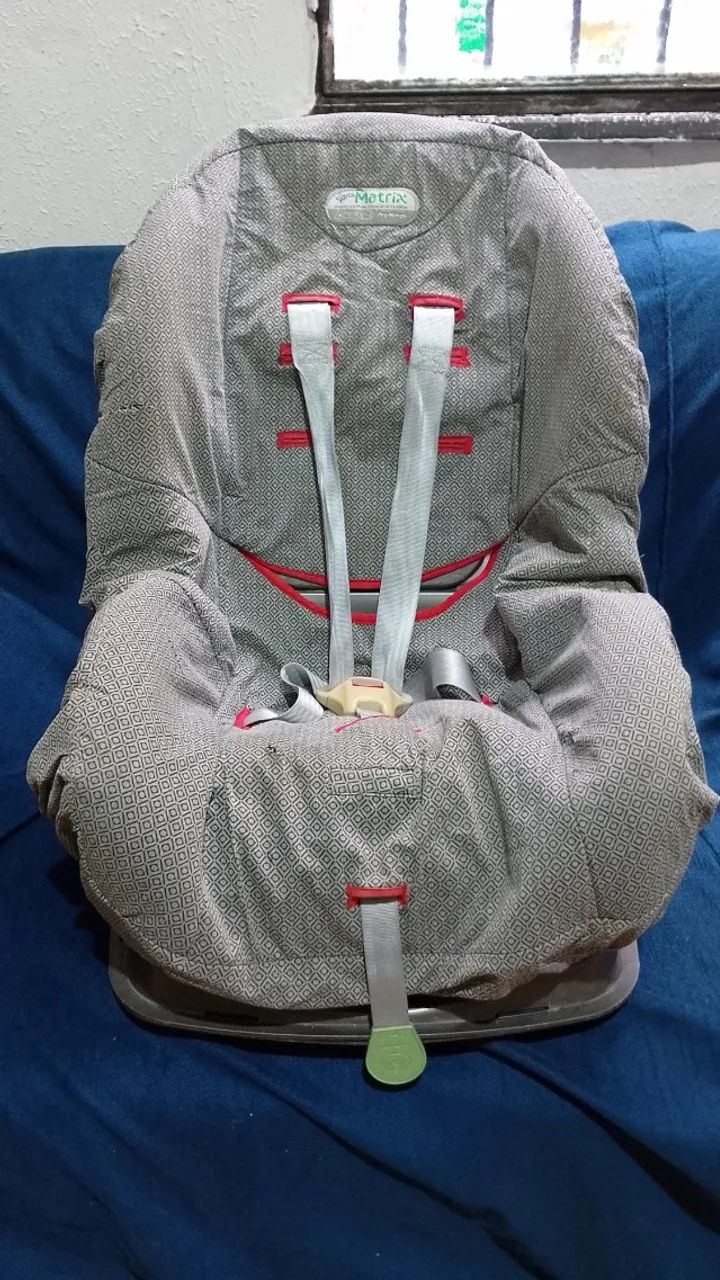 Cadeirinha infantil para carro 