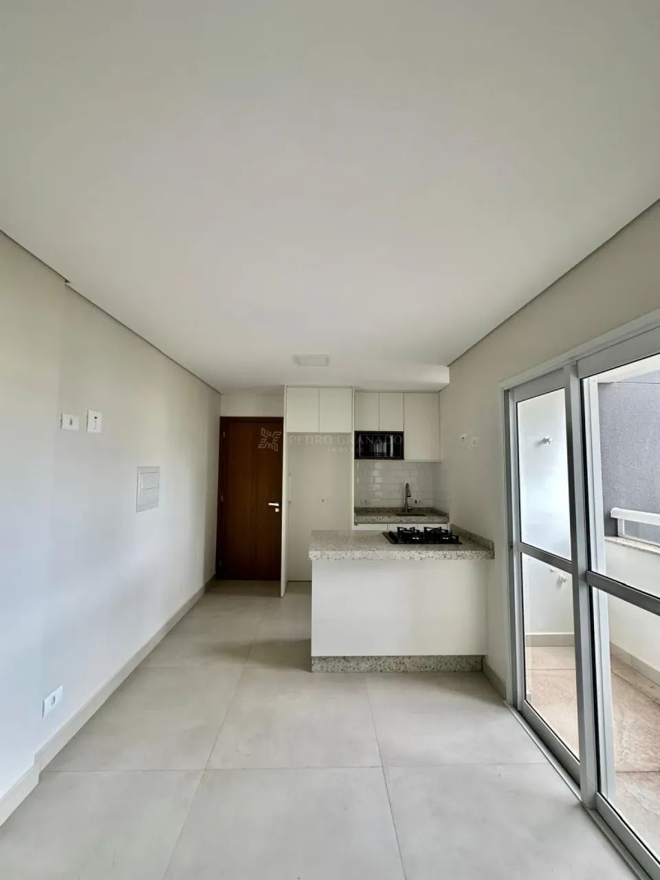 Apartamento novo com 02 dormitórios sendo 01 suíte - Foto 3