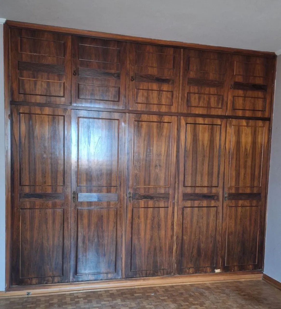 Vendo guarda roupas em madeira !! - Foto 4