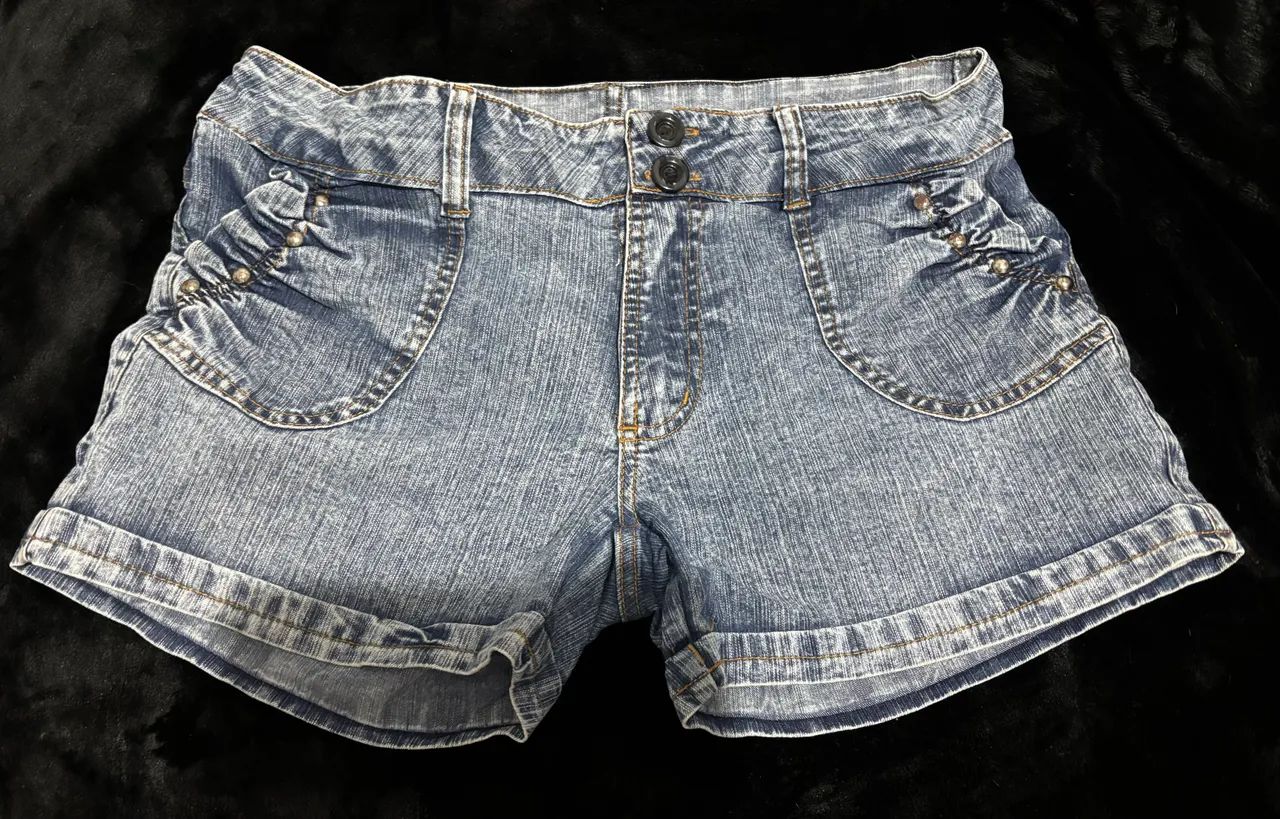 SHORTS JEANS A R$10,00 CADA - Foto 4