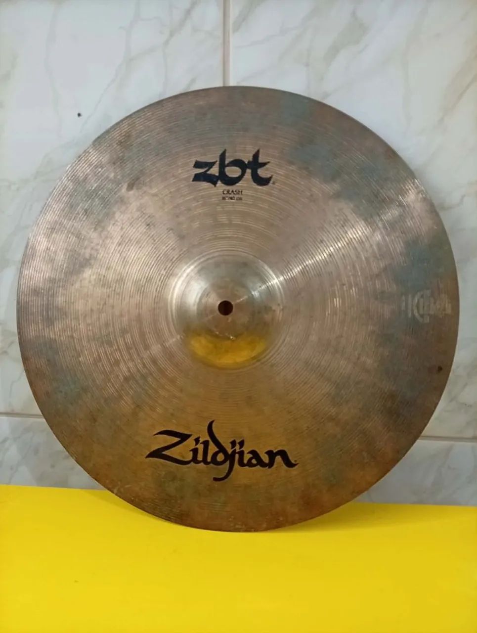 Prato de bateria Zildjian 16 polegadas (40cm)