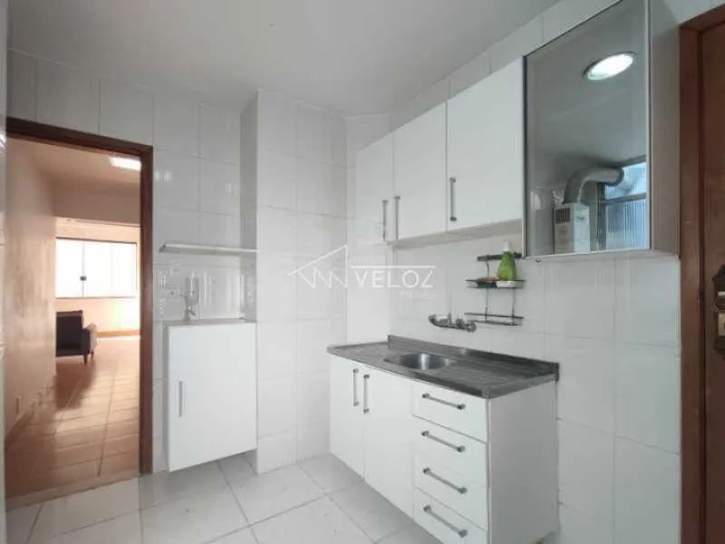 Apartamento : Padrão / Residencial / Glória