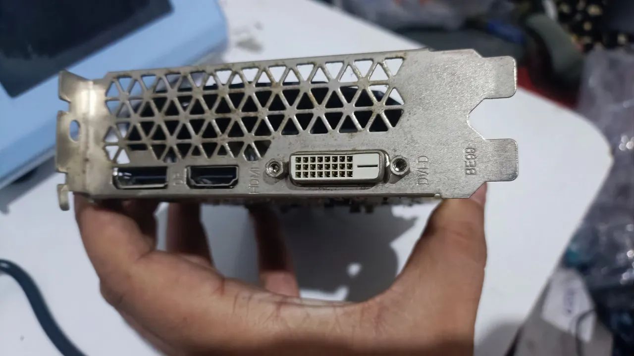 RX550 2GB Funcionando 100% - Foto 3
