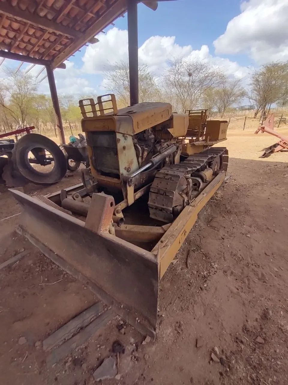 Trator de Esteira modelo Allis Chalmers 