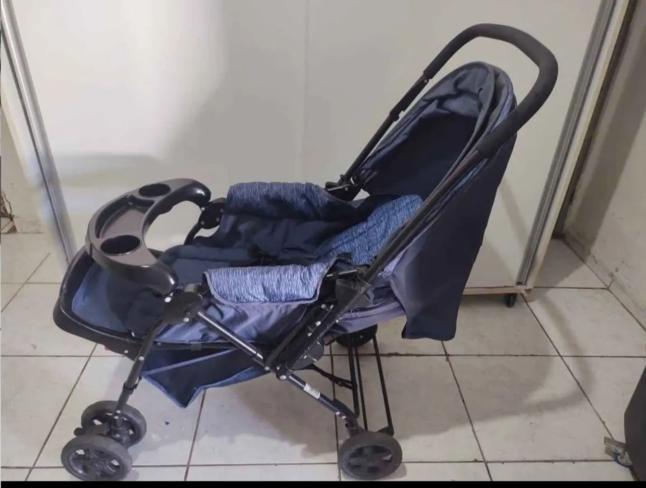 carinho de bebê seminovo - Foto 2
