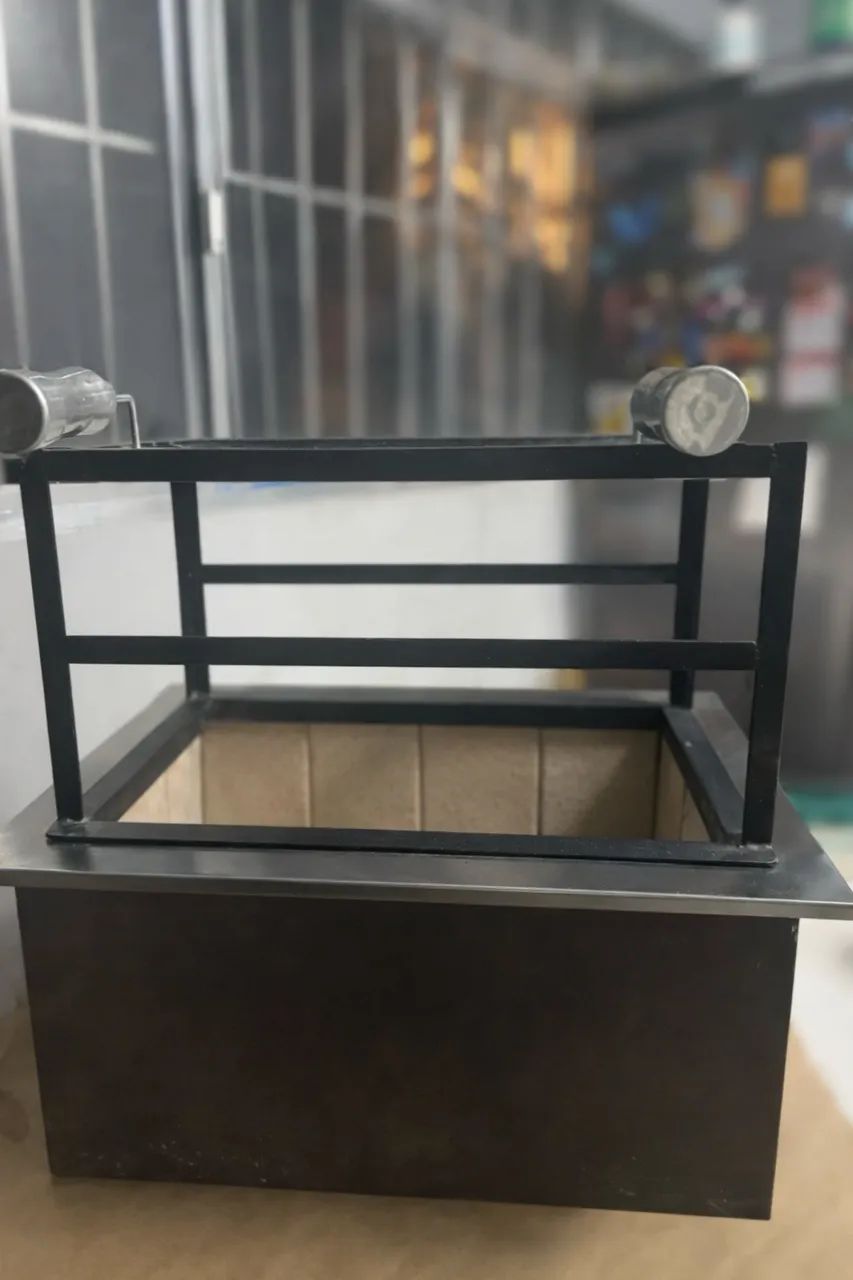 Churrasqueira de bancada inox nova 
