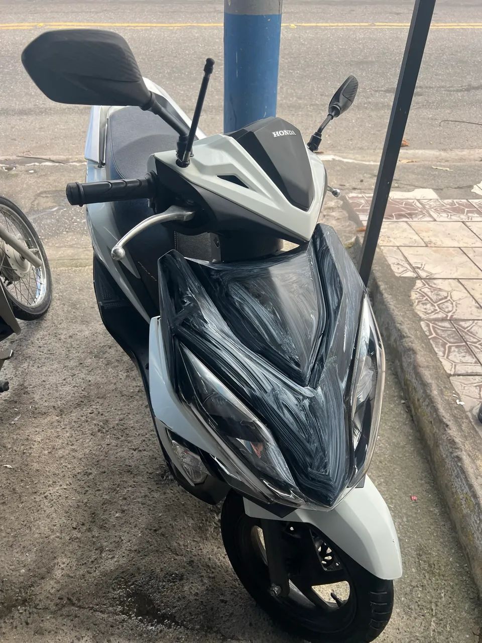 Elite 125