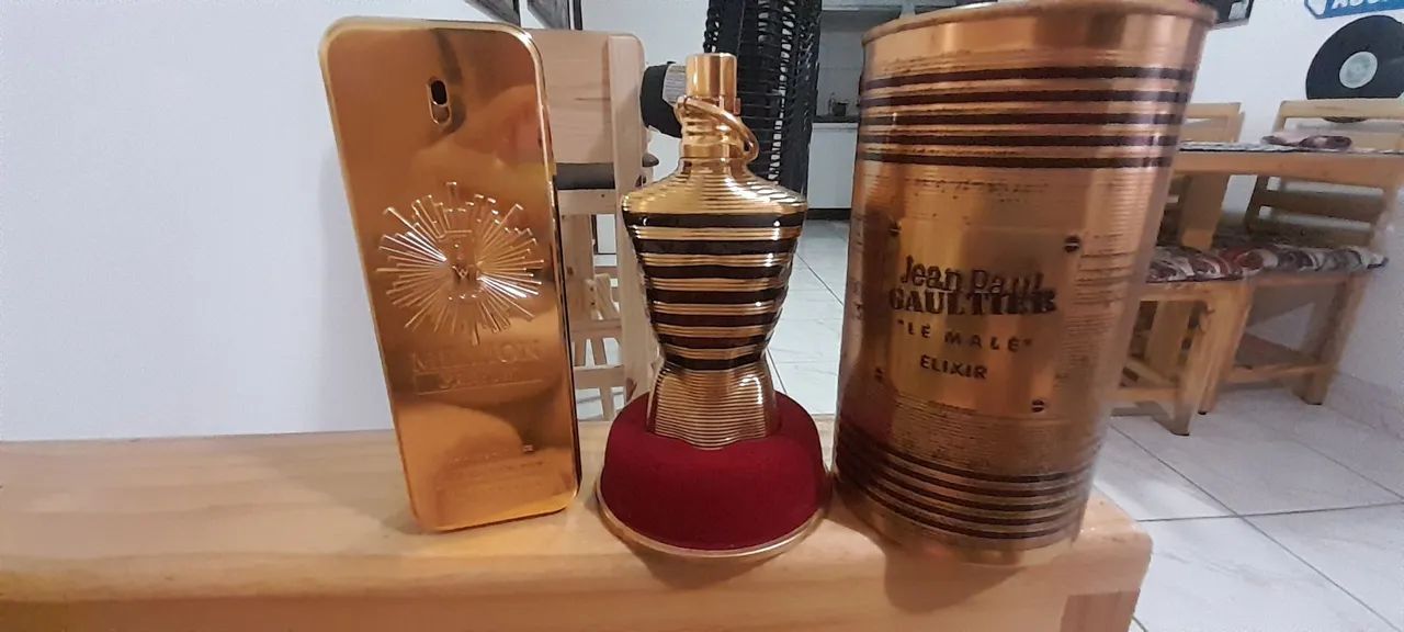 Frascos de perfume vazios!!!