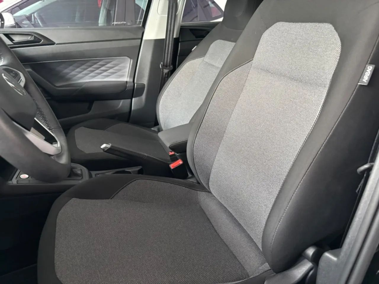 Volkswagen Polo Comfortline TSI 1.0 Flex 12V Aut., foto 8 de 16