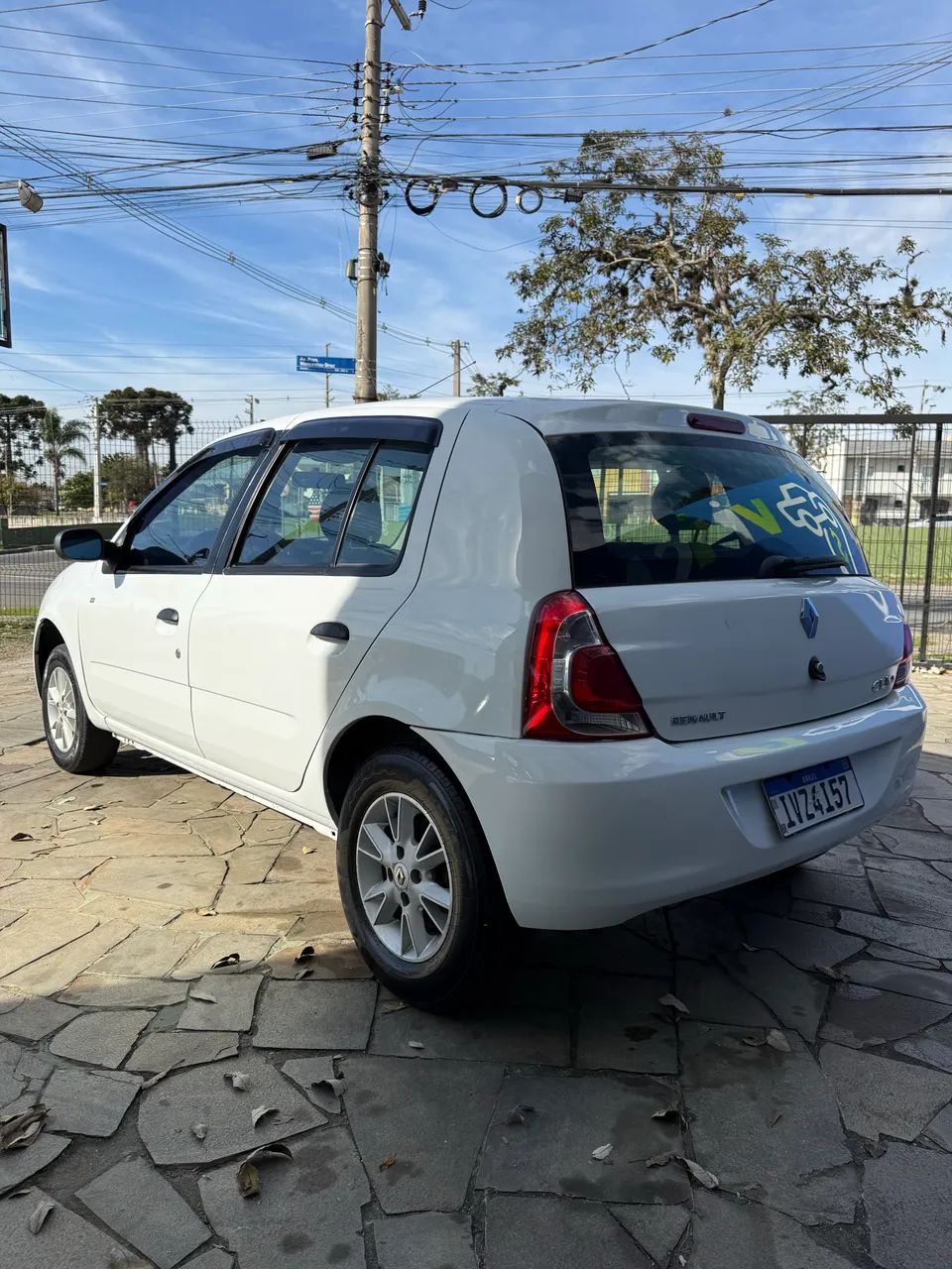 Clio  - Foto 4