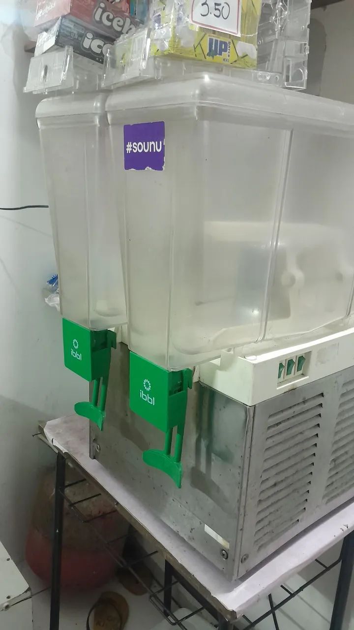 Refresqueira funcionando perfeitamente !