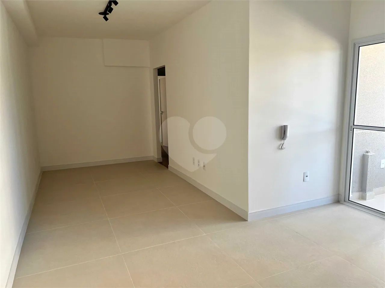 Apartamento com 3 dormitórios - Foto 4