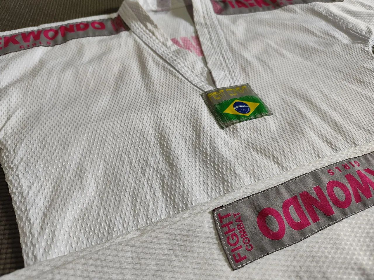 Dobok Feminino infantil de Taekwondo Tam. M3 SEMINOVO - Foto 2