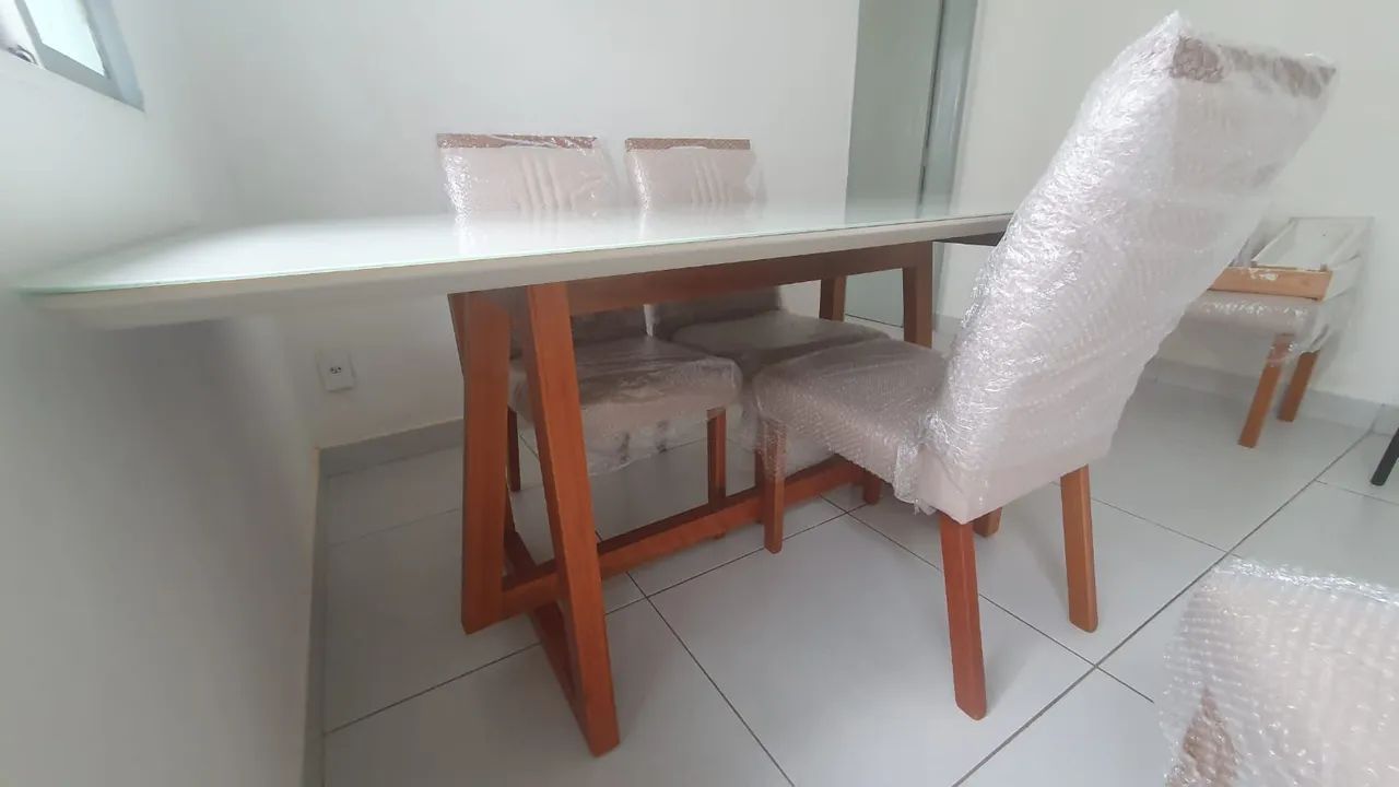 Mesa de jantar com 6 lugares - Foto 4