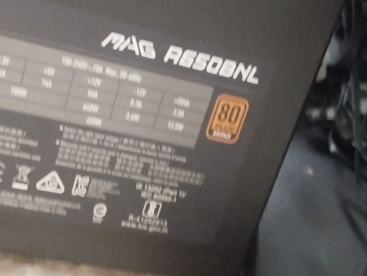 Fonte MSI 650w 80 plus bronze  - Foto 3