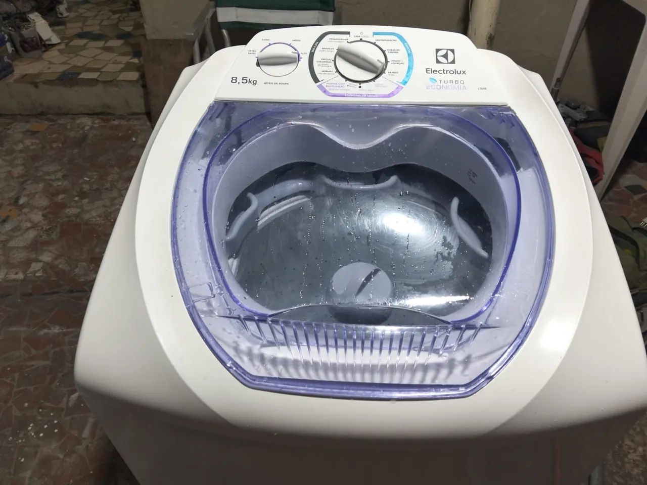 MÁQUINA DE LAVAR ROUPAS ELECTROLUX 8,5KG - Foto 2