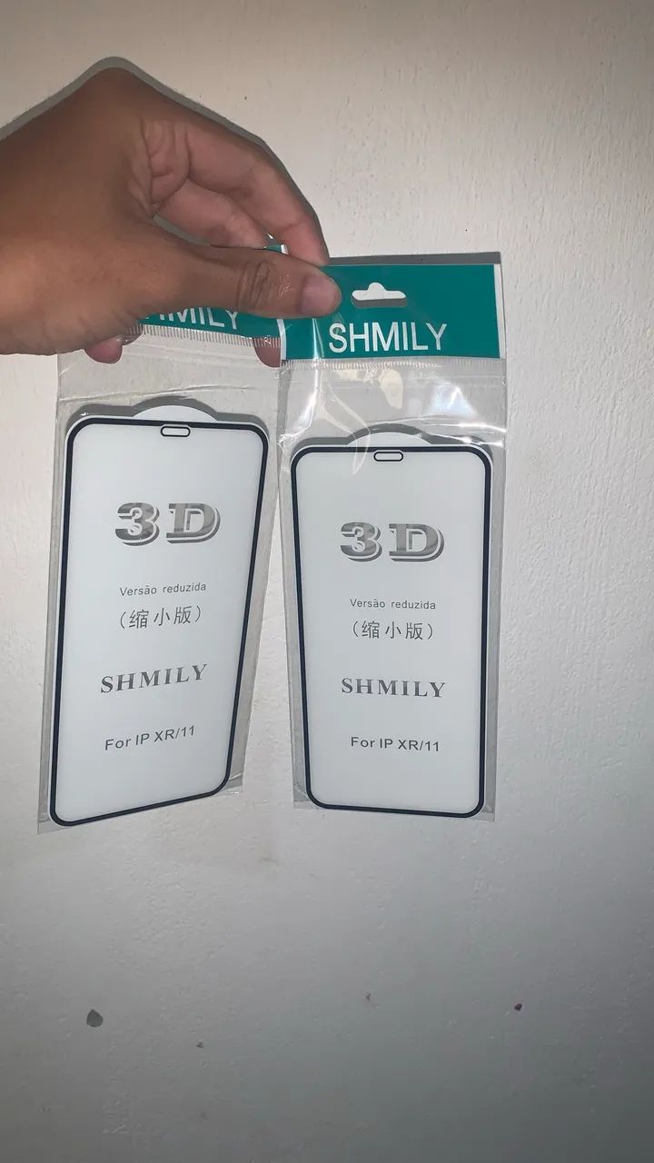Duas Películas de Vidro para IPhone 11 e Xr - Foto 2