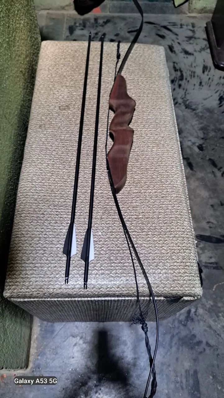 Arco flecha com duas flechas  - Foto 4