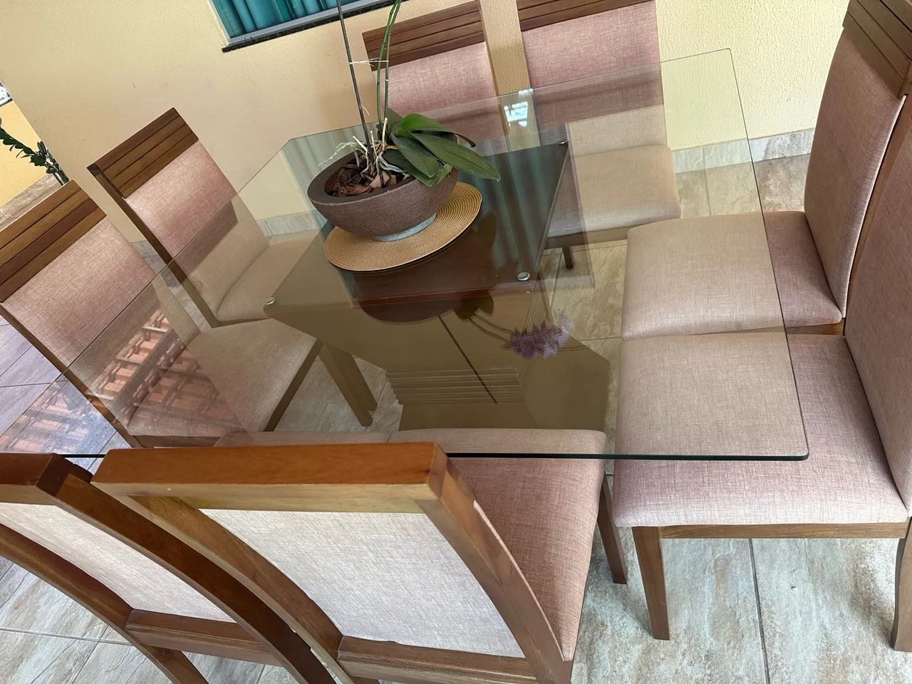 Vendo mesa sala de jantar semi nova  - Foto 2