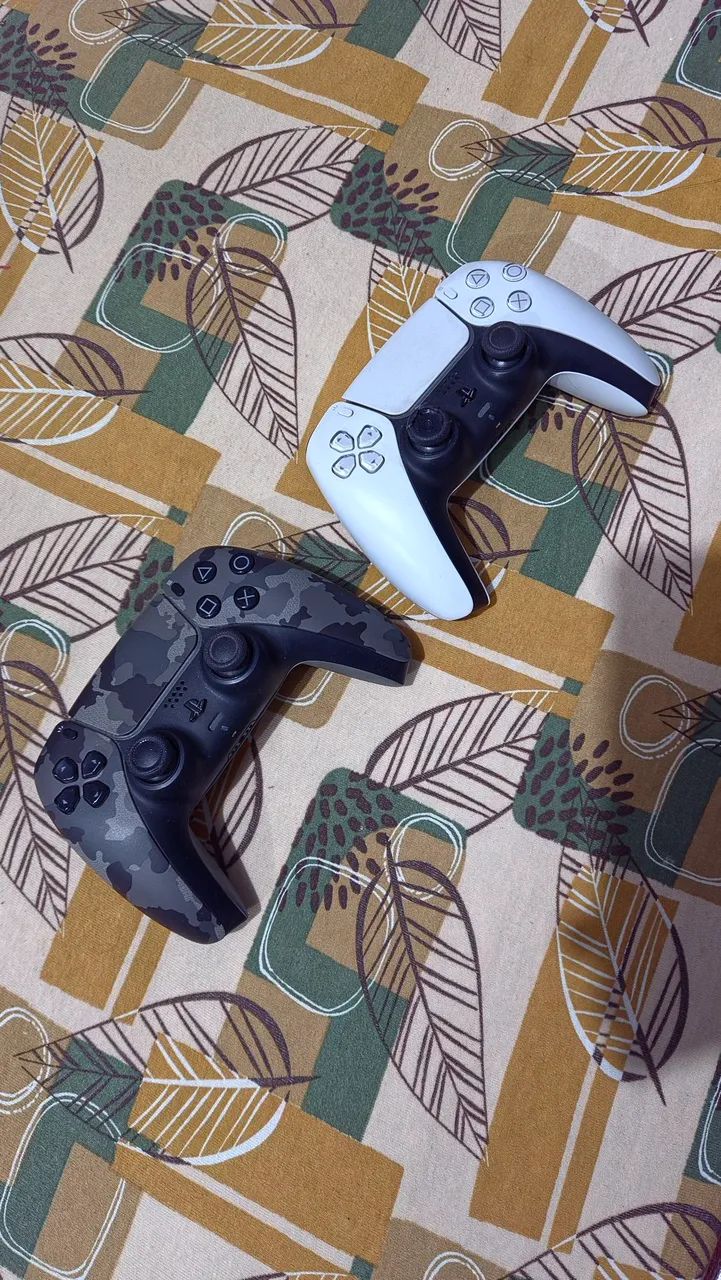 Ps5 com 2 controles  - Foto 3