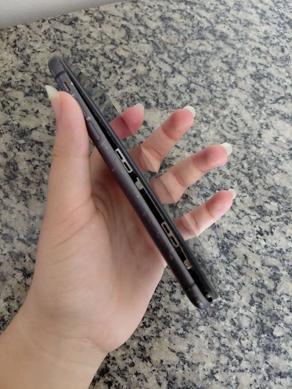 Vendo carcaça de iphone 11 - Foto 2