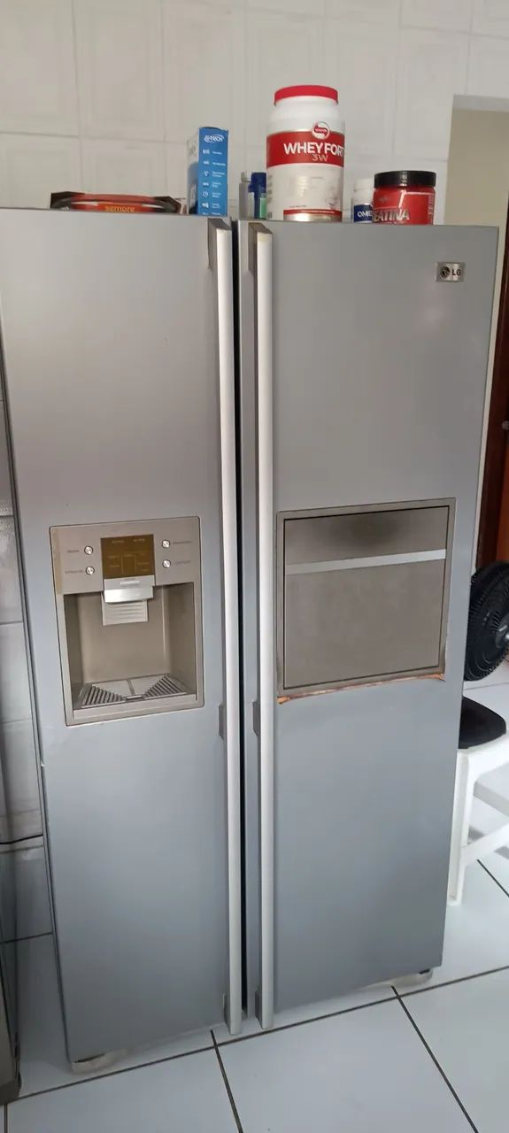 VENDE-SE mesa com 6 cadeiras  - Foto 2