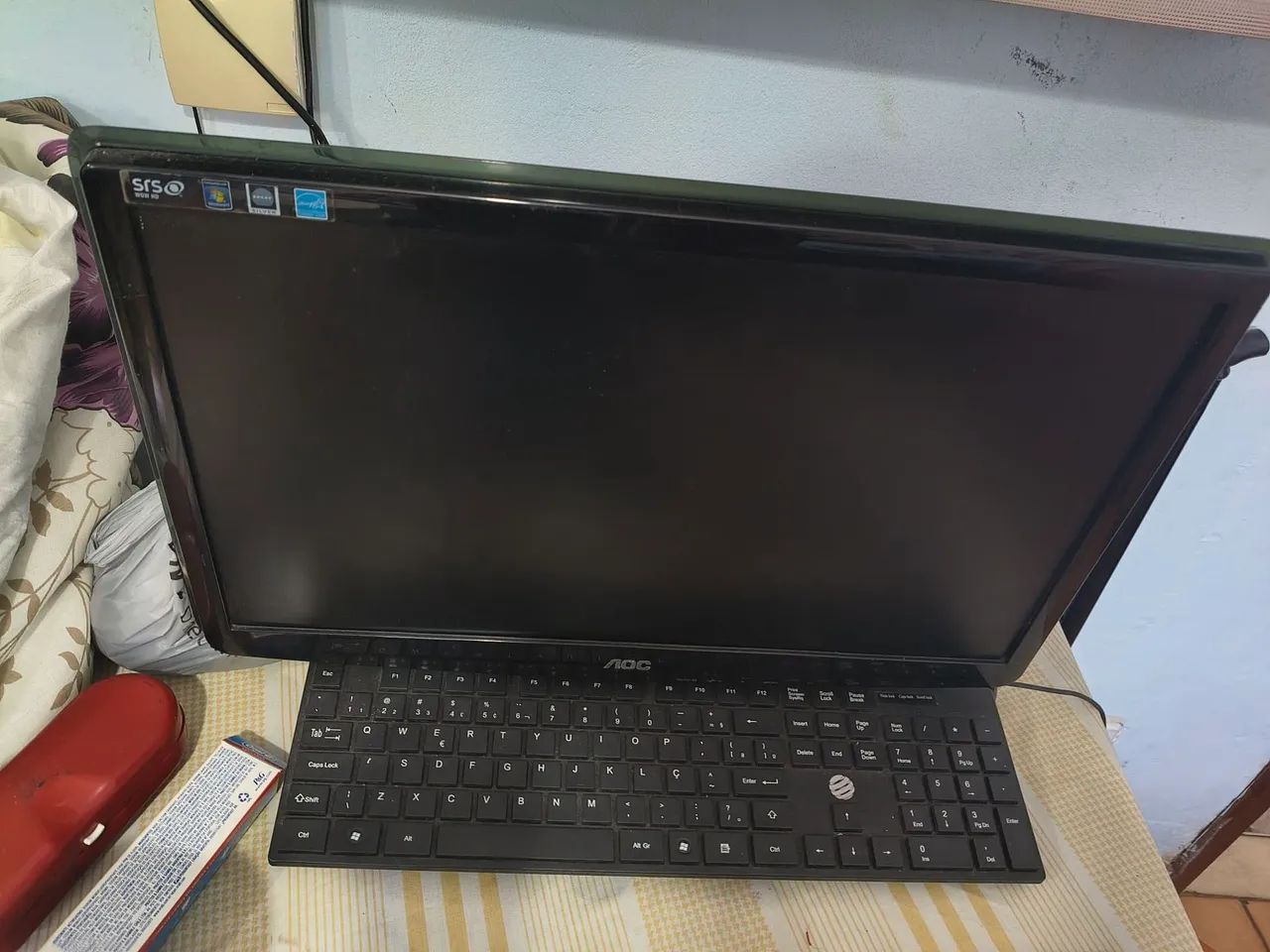 Computador completo e funcionando .