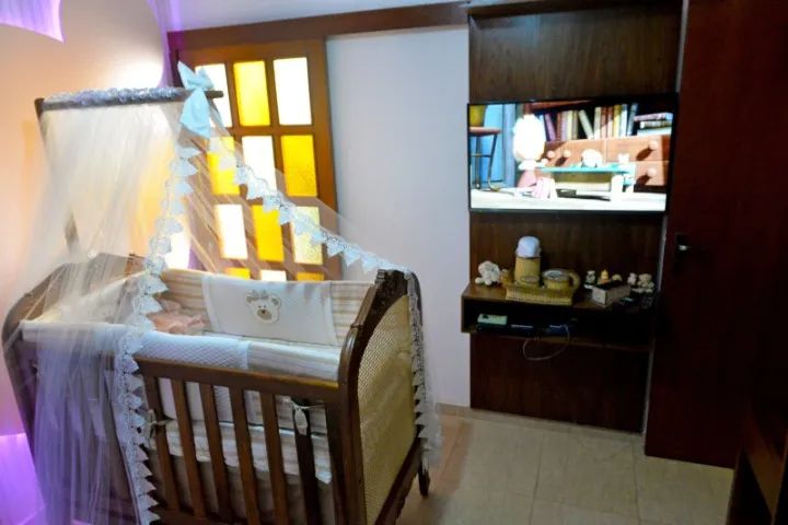 Berço Luiz XV Com Pianel com LED - Foto 3