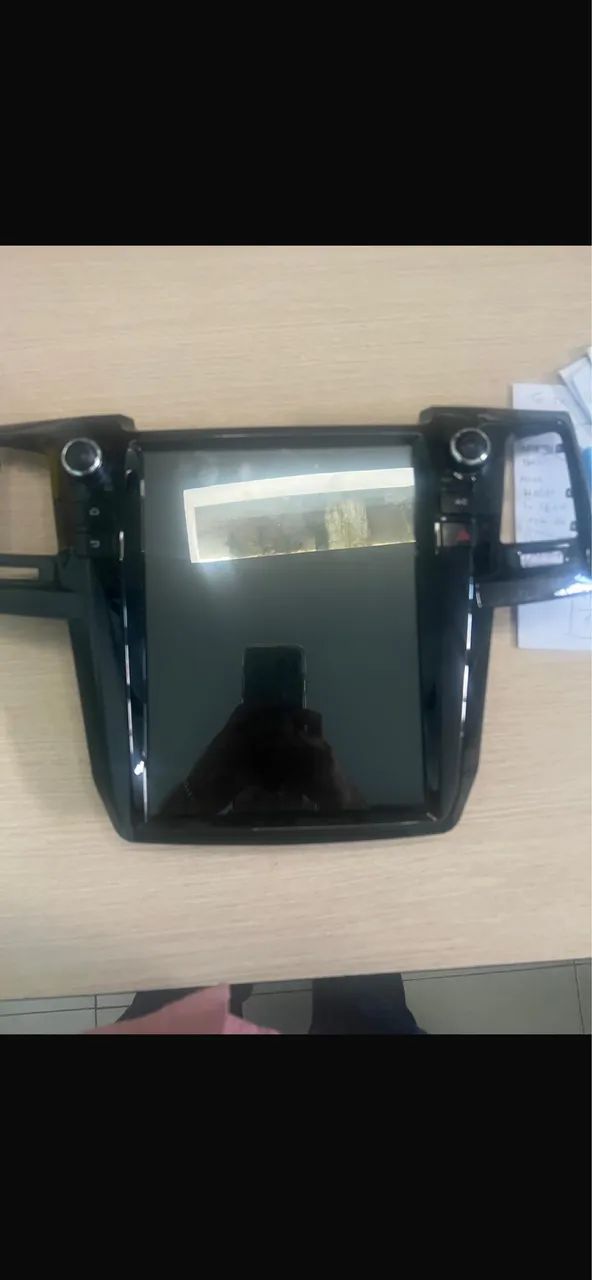 Central multimídia pra Hillux 12 polegadas tesla com moldura - Foto 4