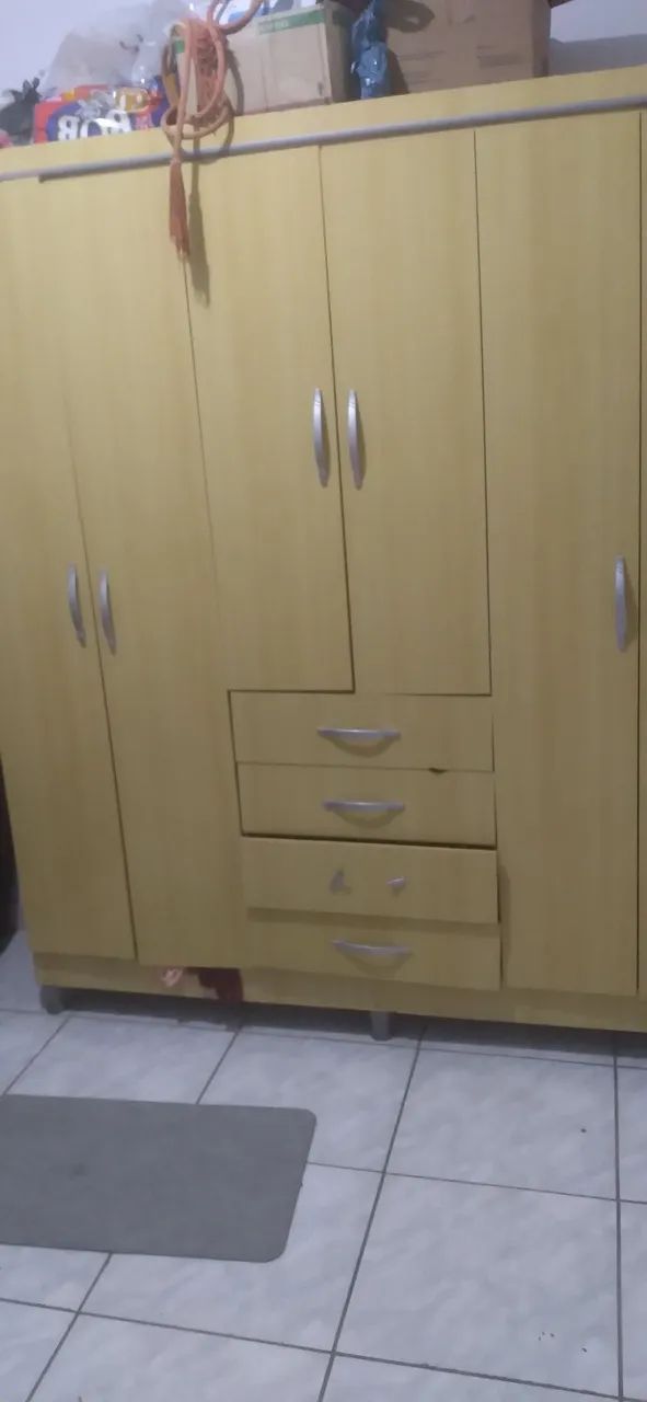 Guarda roupa solteiro 