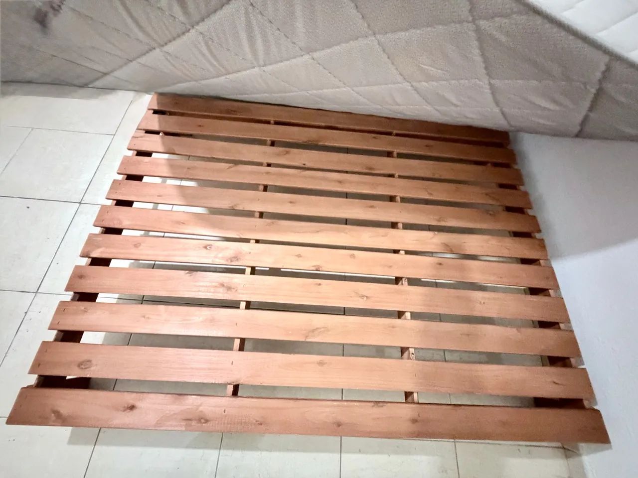 Cama casal com base em madeira + colchão  - Foto 3