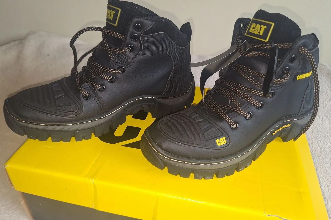 Bota coturno para motociclista